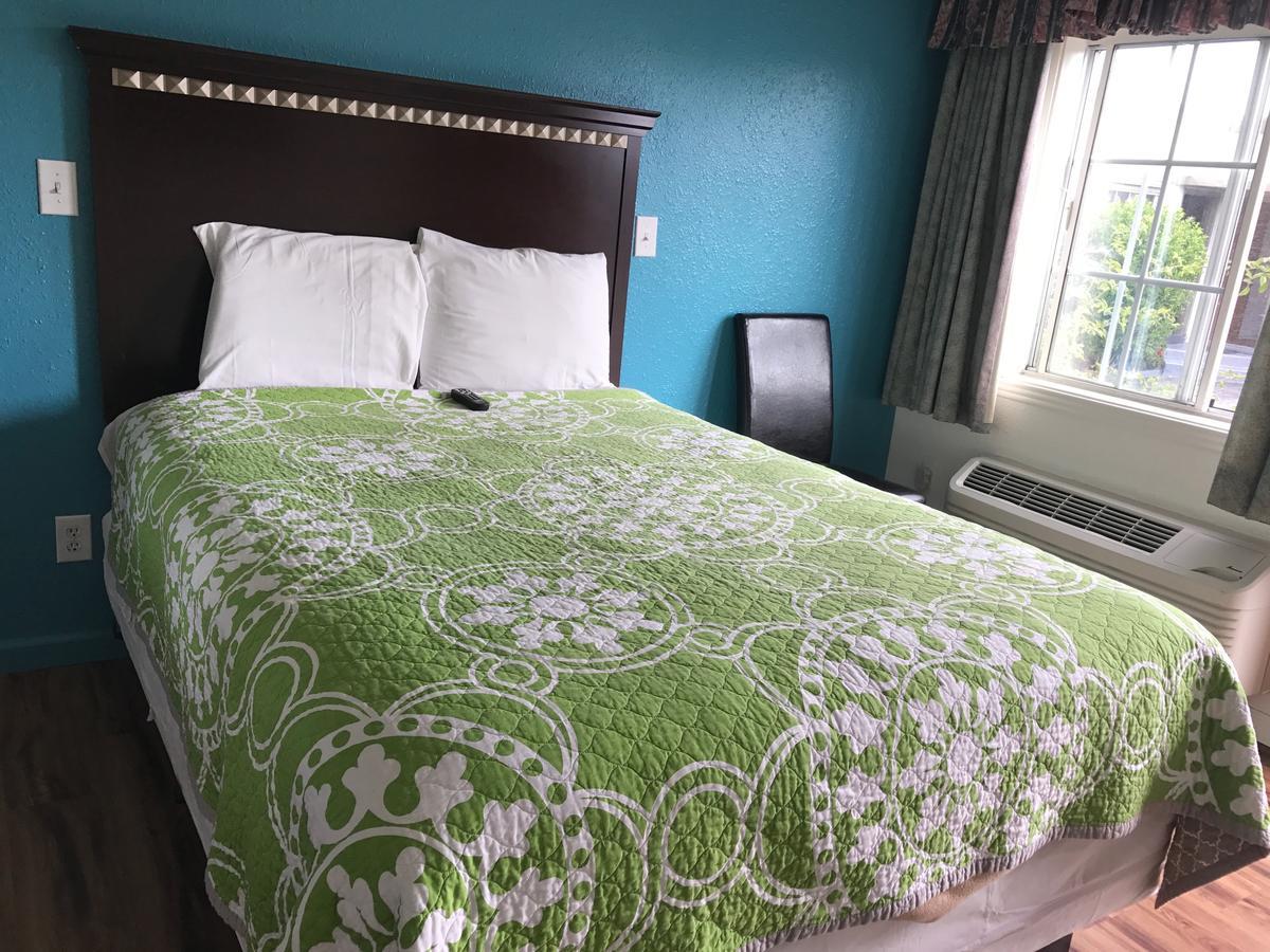 Geneva Motel Дейли Сити Екстериор снимка